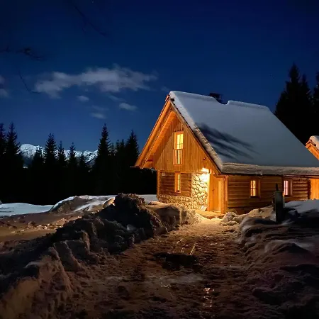 Lovely In A Mountain Wilderness Of The National Park Chalet *