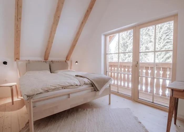 Lovely In A Mountain Wilderness Of The National Park Chalet *